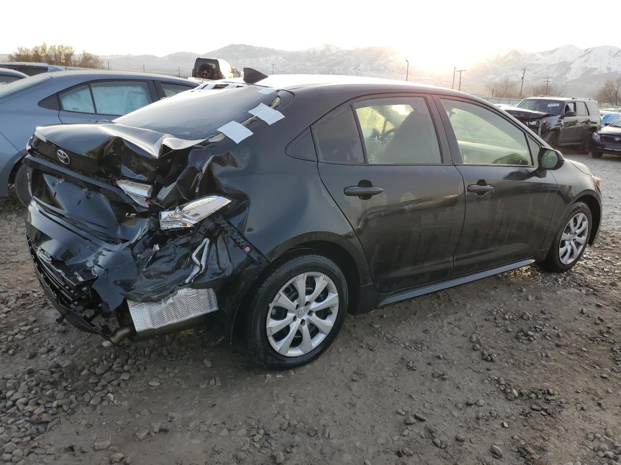 2022 TOYOTA COROLLA LE VIN:JTDEPMAEXNJ231752