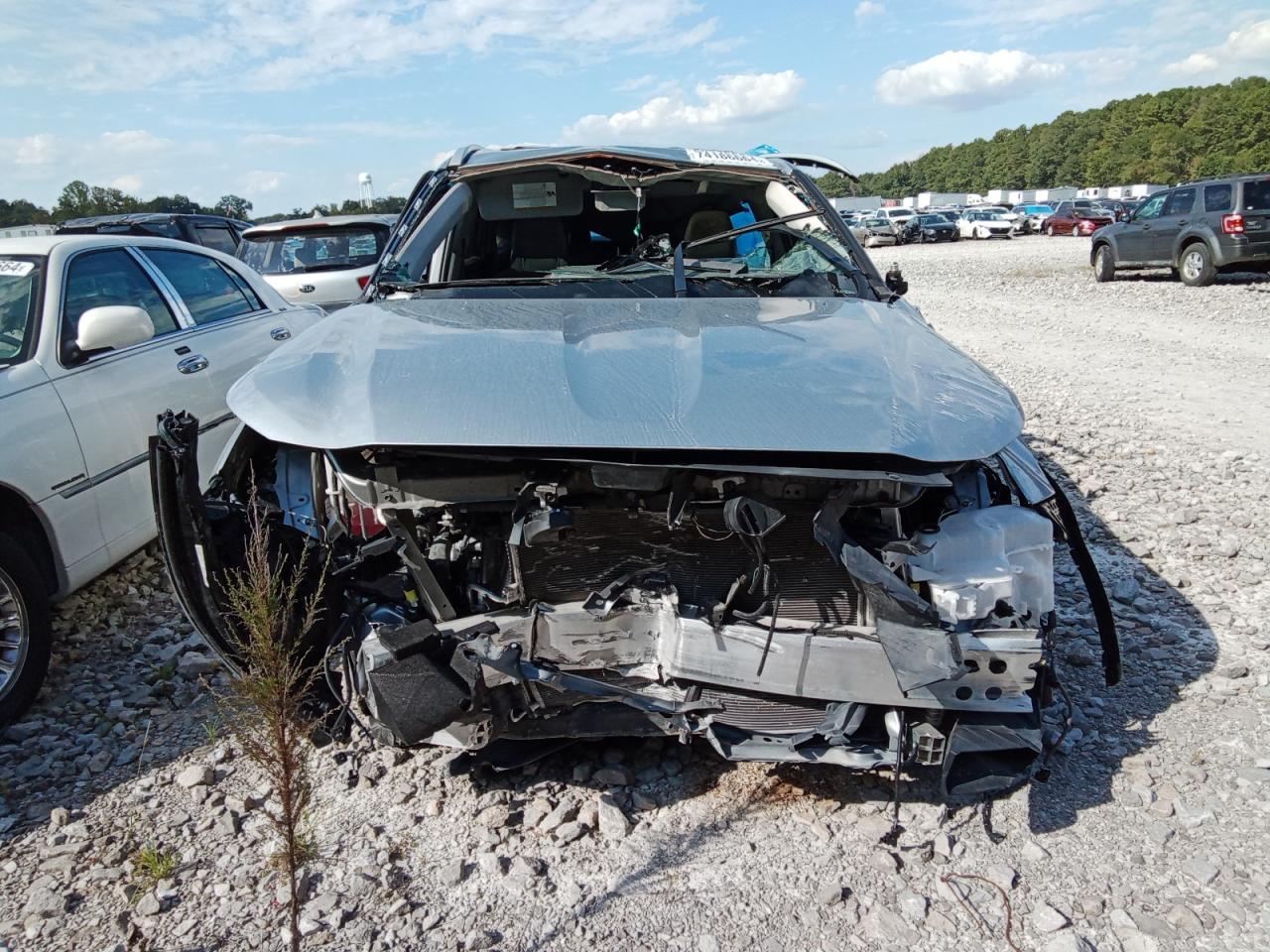 2022 TOYOTA HIGHLANDER XLE VIN:5TDGZRAH3NS126709