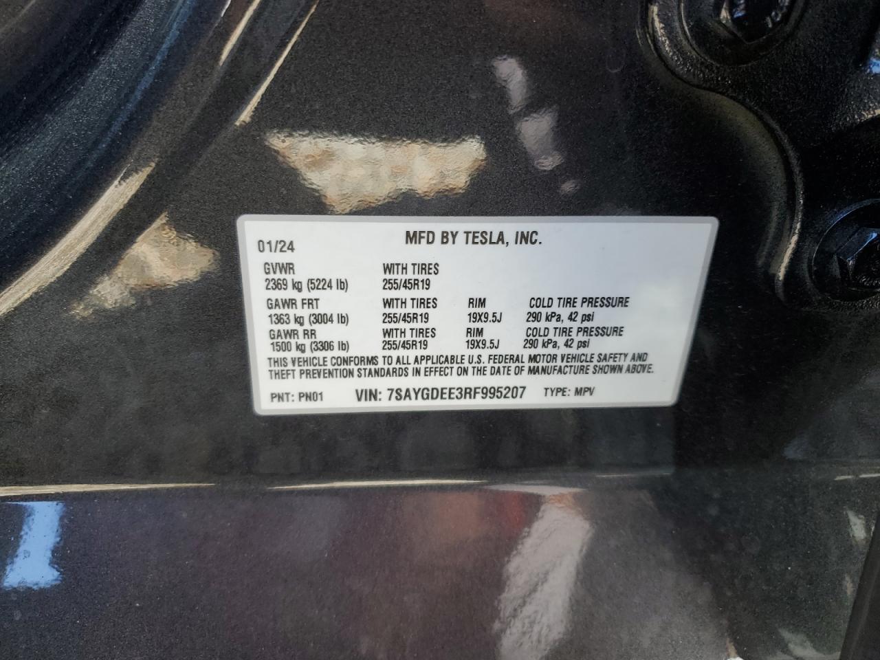 2024 TESLA MODEL Y  VIN:7SAYGDEE3RF995207