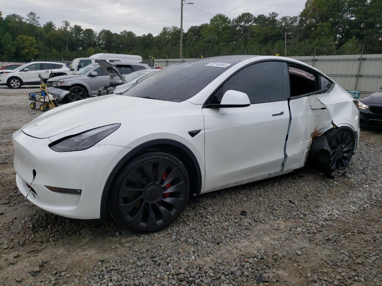 2024 TESLA MODEL Y  VIN:7SAYGDEF6RF051510