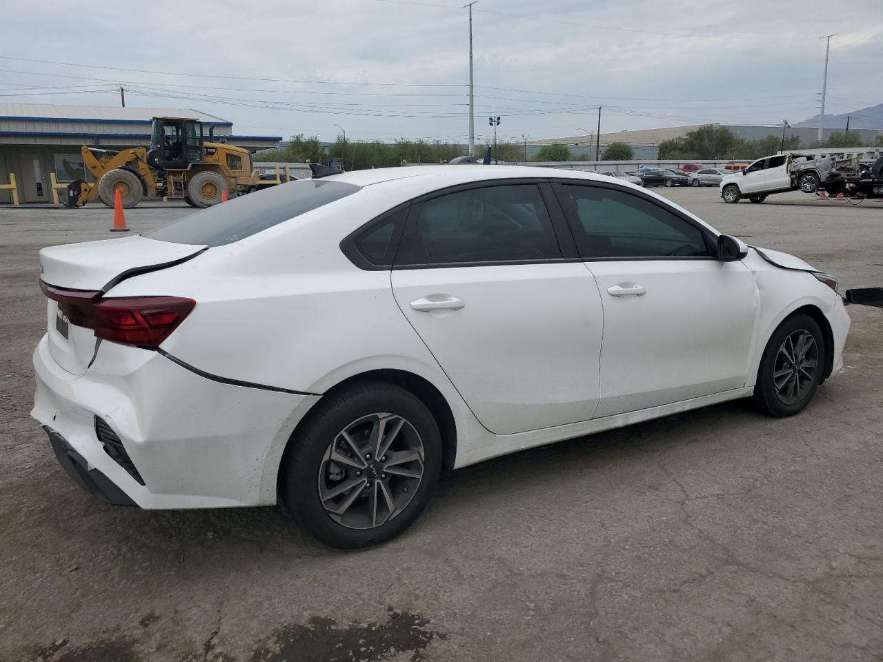 2023 KIA FORTE LX VIN:3KPF24AD4PE545620