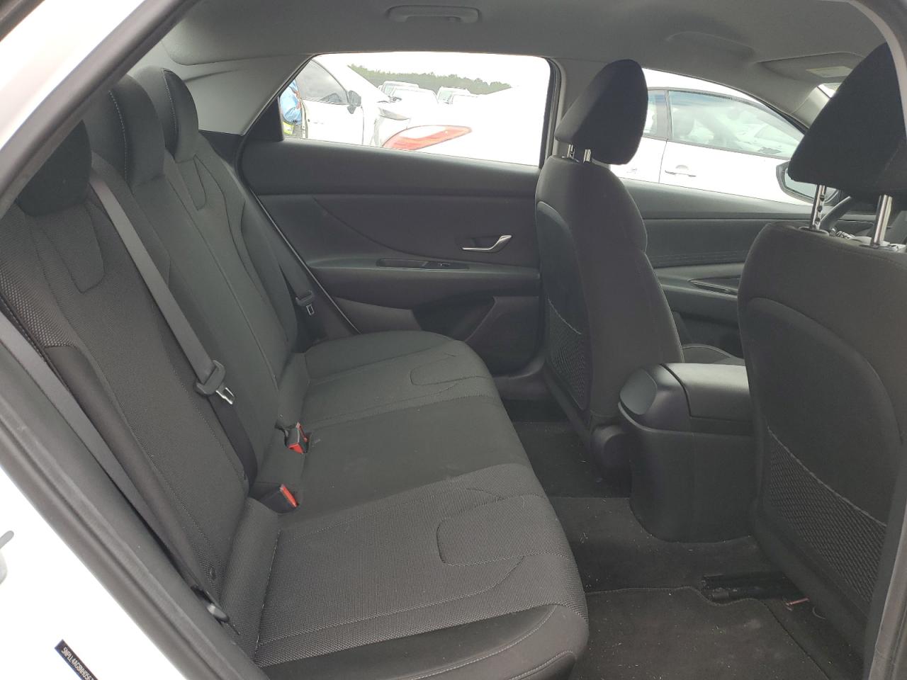 2022 HYUNDAI ELANTRA SE VIN:5NPLL4AG8NH056303