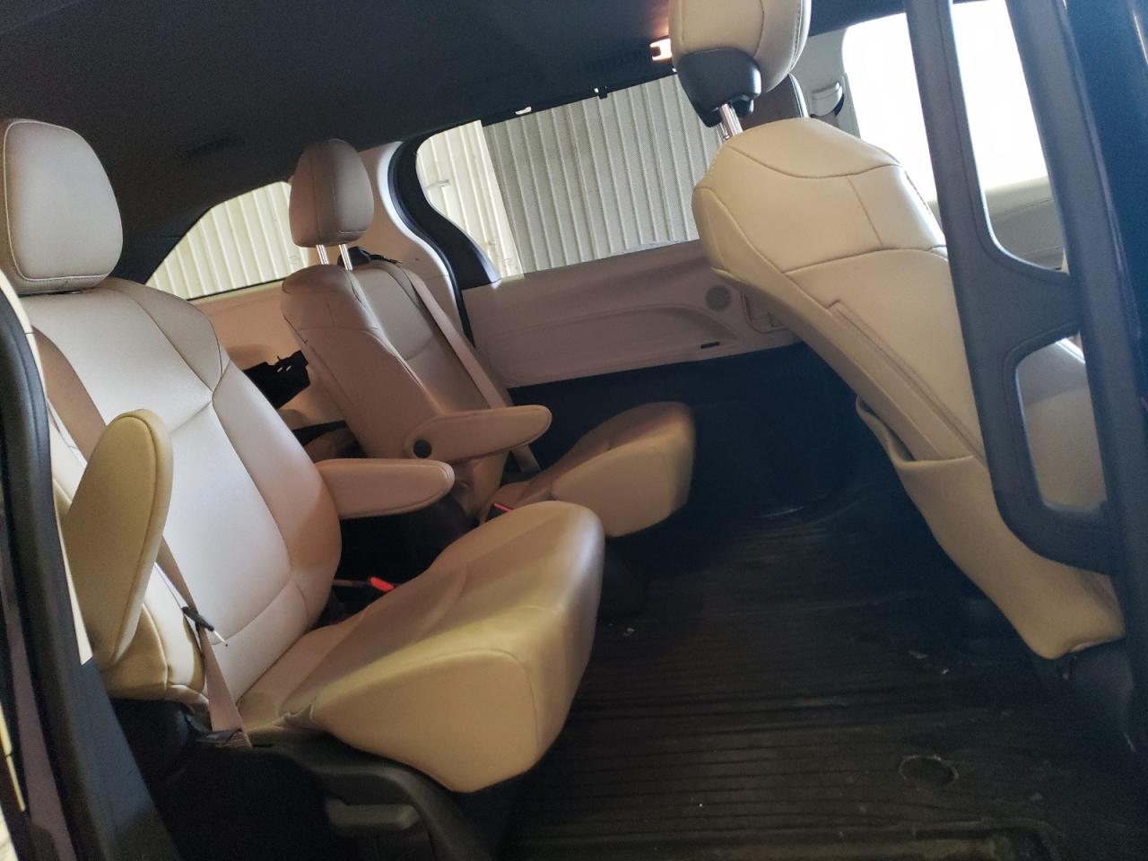 2022 TOYOTA SIENNA XLE VIN:5TDYSKFC1NS051280