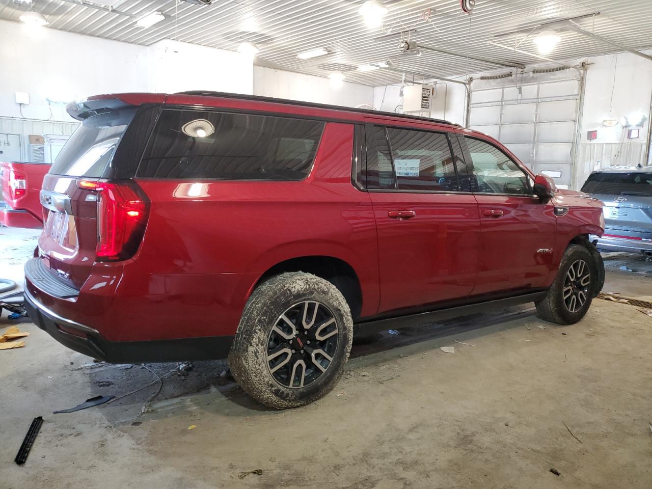 2024 GMC YUKON XL K1500 AT4 VIN:1GKS2HKD5RR243267
