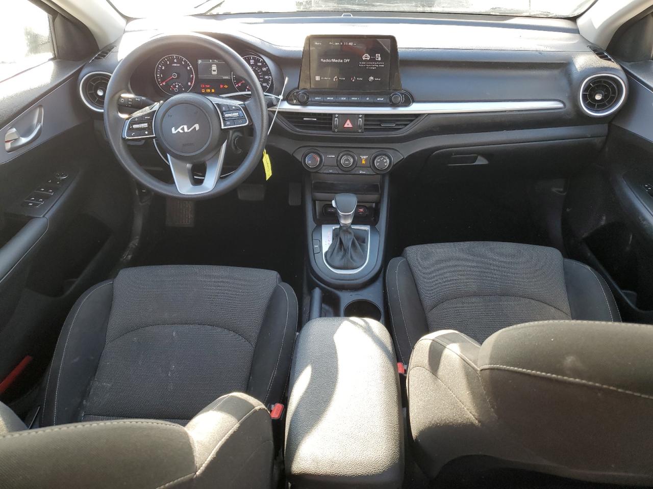 2024 KIA FORTE LX VIN:3KPF24AD7RE752179