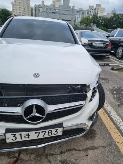 2019 Mercedes-Benz GLC 300 WDC0J4KB2KF528068 VIN:WDC0J4KB2KF528068