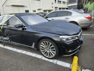 2016 BMW 750 WBA7F2102GG382246 VIN:WBA7F2102GG382246
