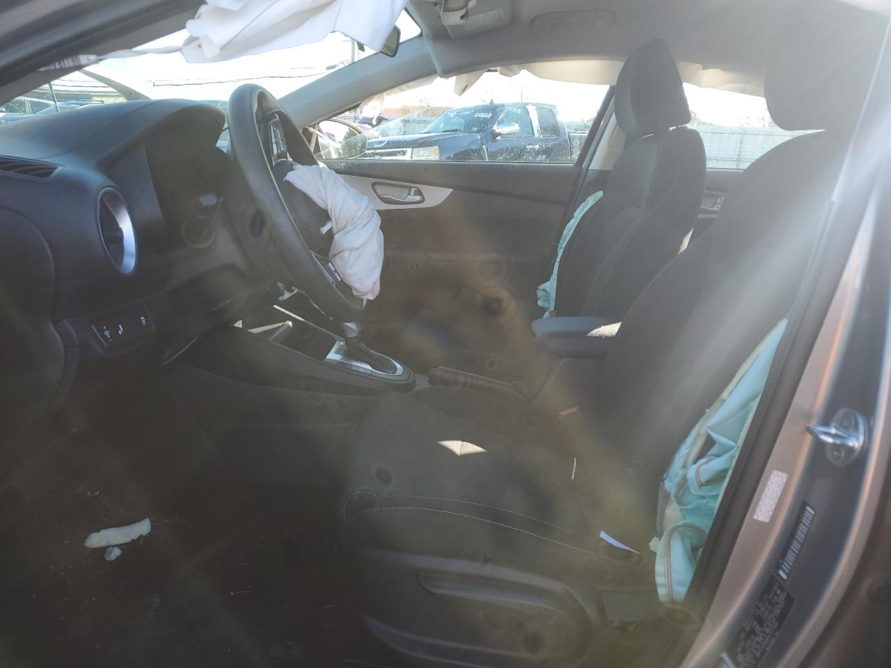 2023 KIA FORTE LX VIN:3KPF24AD4PE527358
