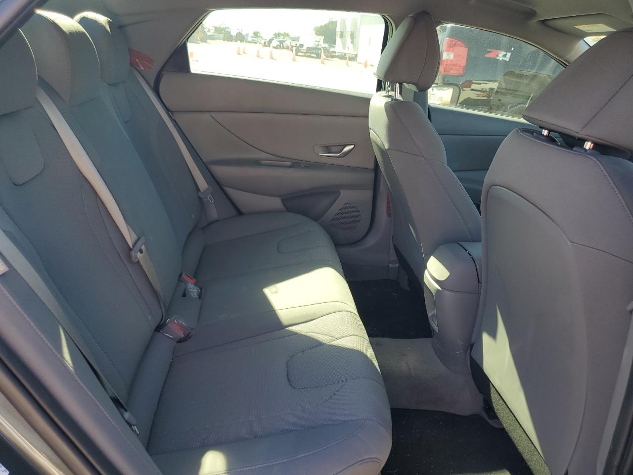 2024 HYUNDAI ELANTRA SE VIN:KMHLL4DG1RU743660