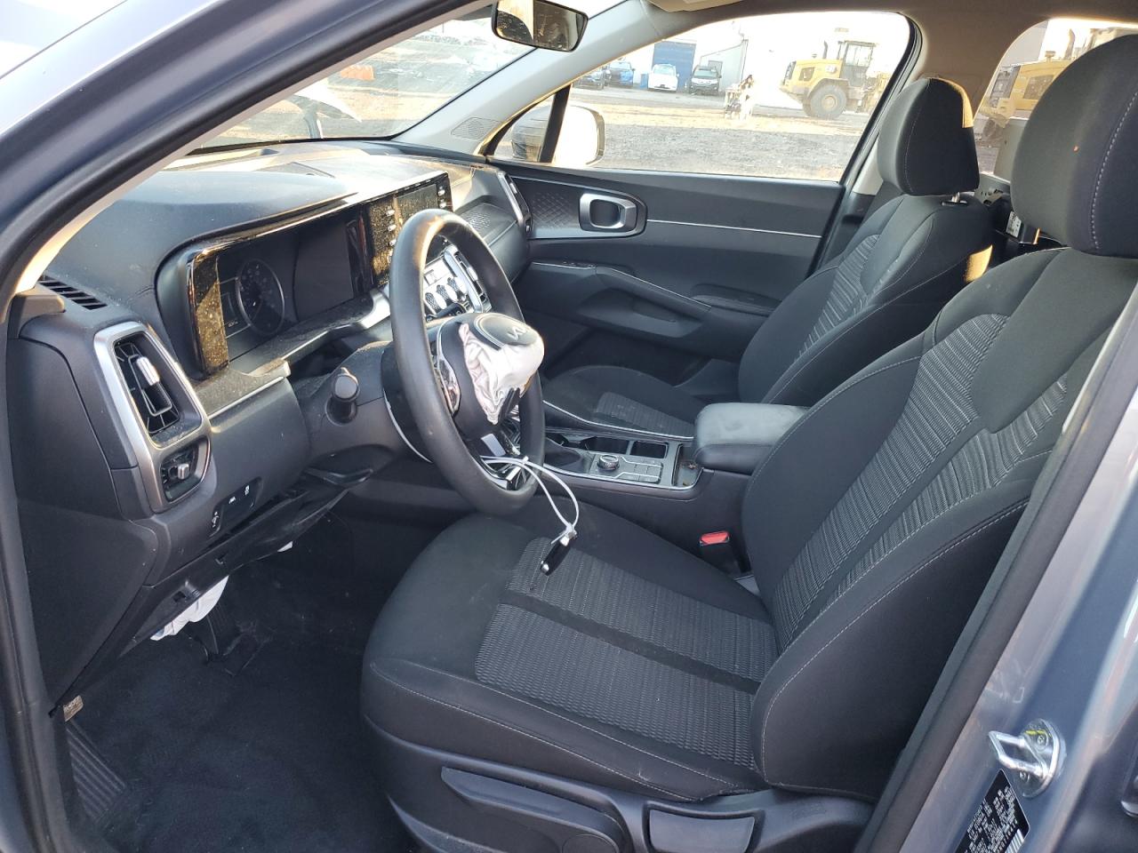 2022 KIA SORENTO LX VIN:5XYRGDLC0NG116414