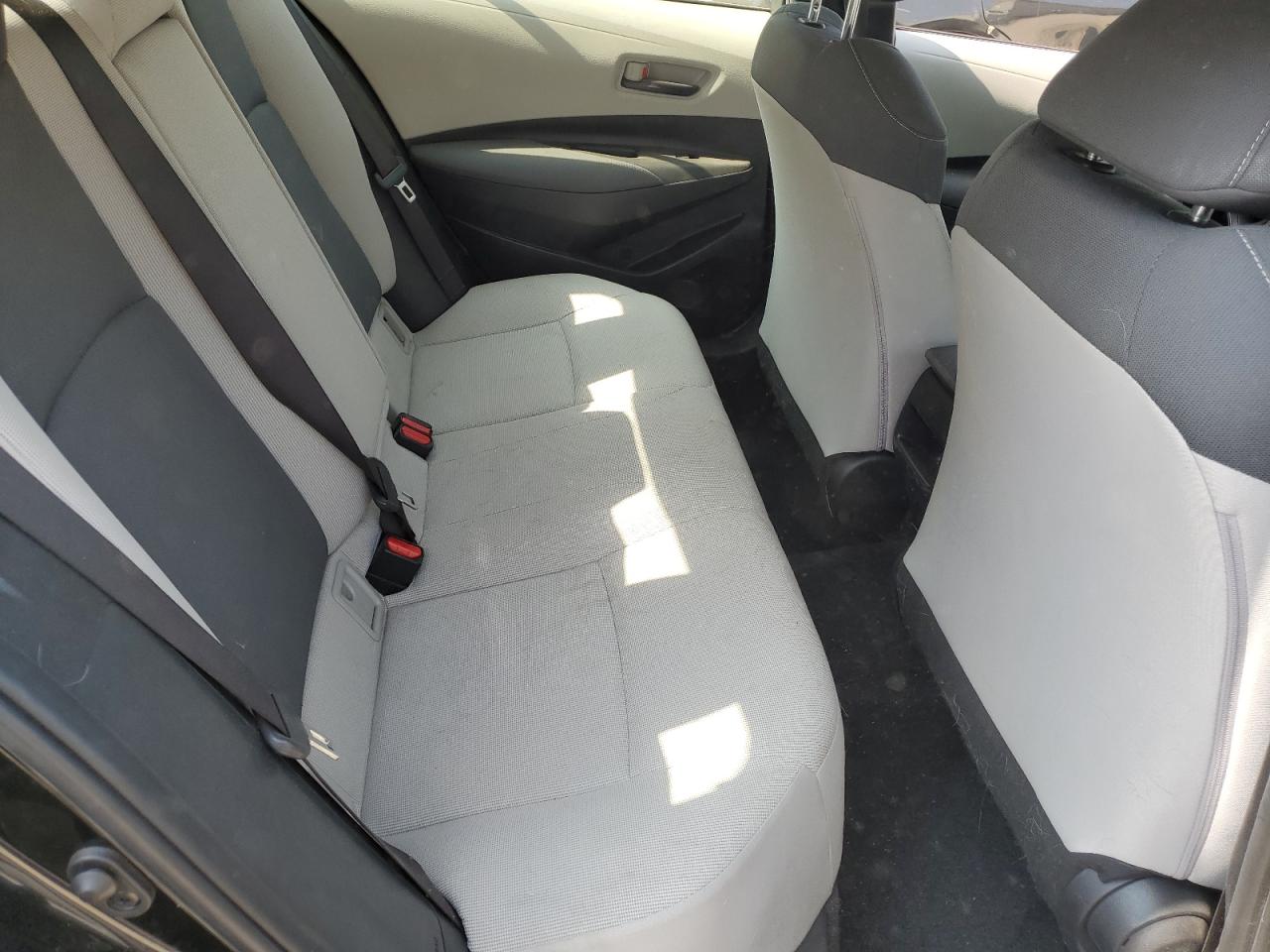 2022 TOYOTA COROLLA LE VIN:JTDEPMAE2NJ211091