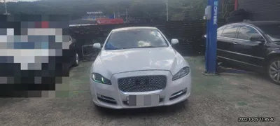 2016 Jaguar XJS VIN: