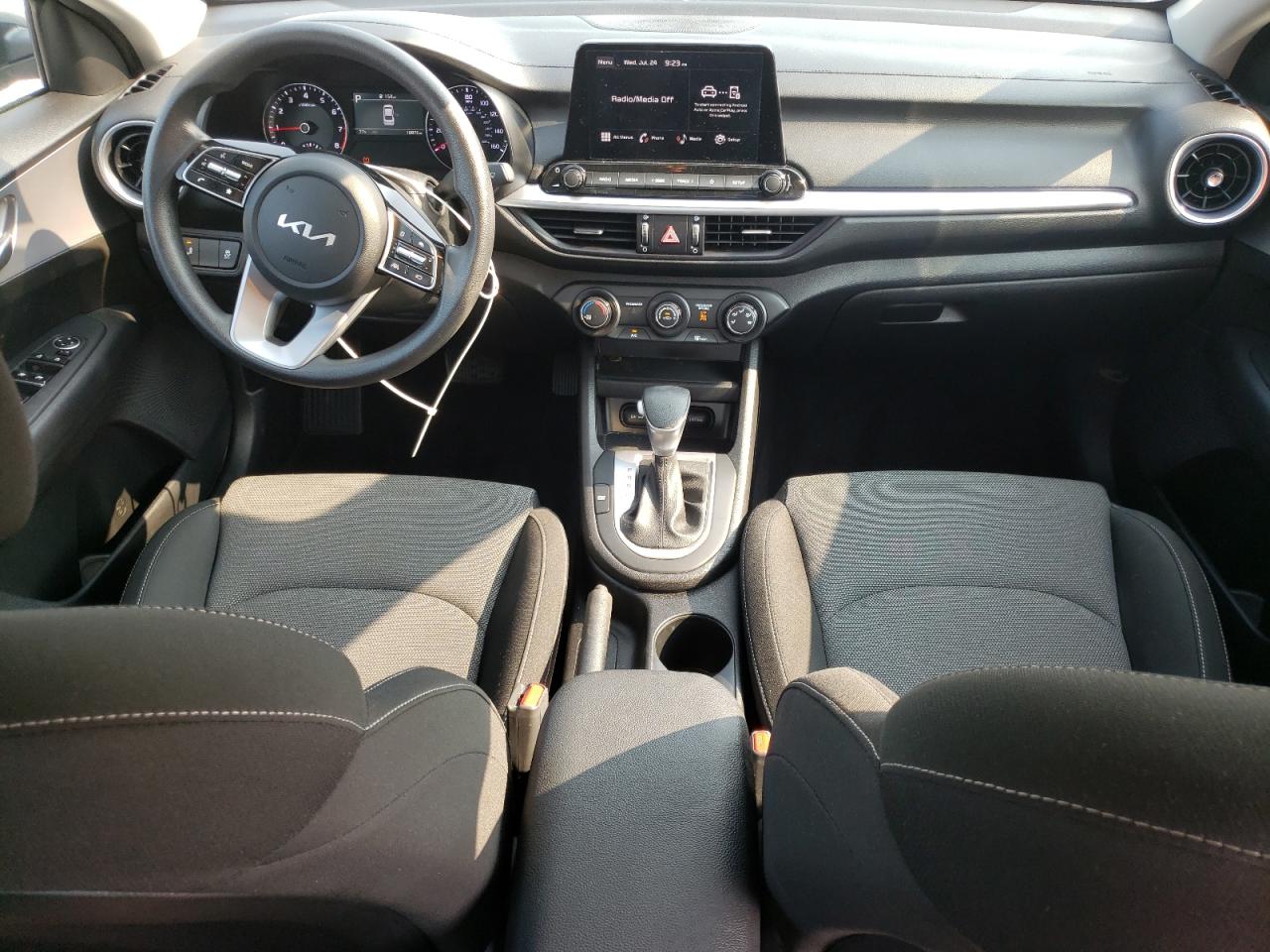 2023 KIA FORTE LX VIN:3KPF24AD8PE683614
