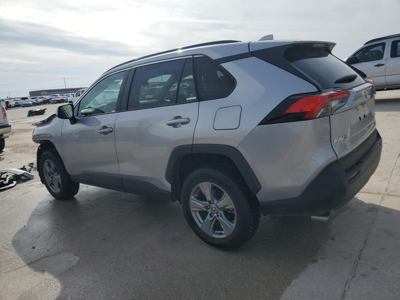 2024 TOYOTA RAV4 XLE VIN:2T3W1RFV2RC263986