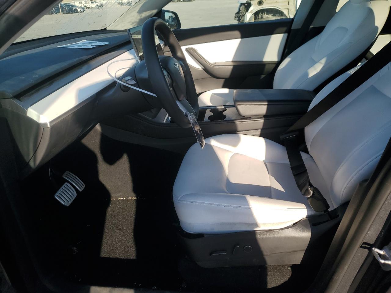 2022 TESLA MODEL Y  VIN:7SAYGDEF9NF466251