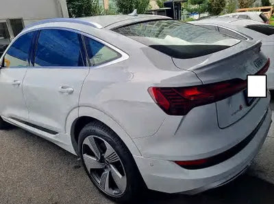 2021 Audi e-tron WAUZZZGE2MB043832 VIN:WAUZZZGE2MB043832