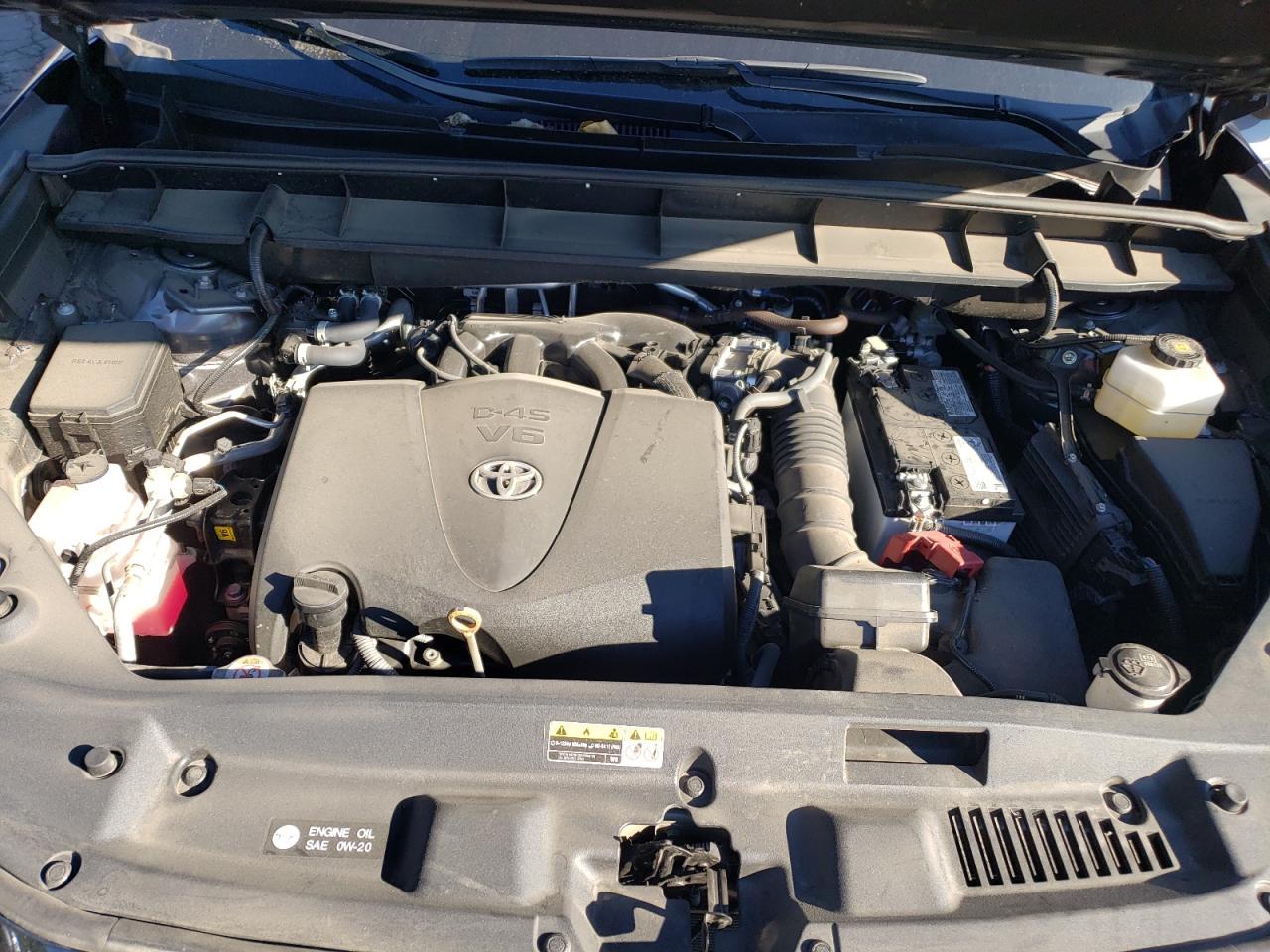 2022 TOYOTA HIGHLANDER XLE VIN:5TDHZRBH3NS571017