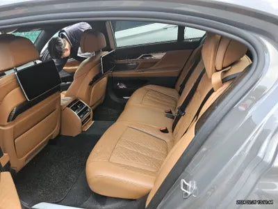 2020 BMW 745 VIN: