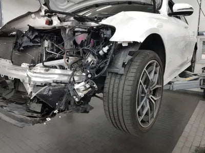 2022 Mercedes-Benz E 220 VIN: