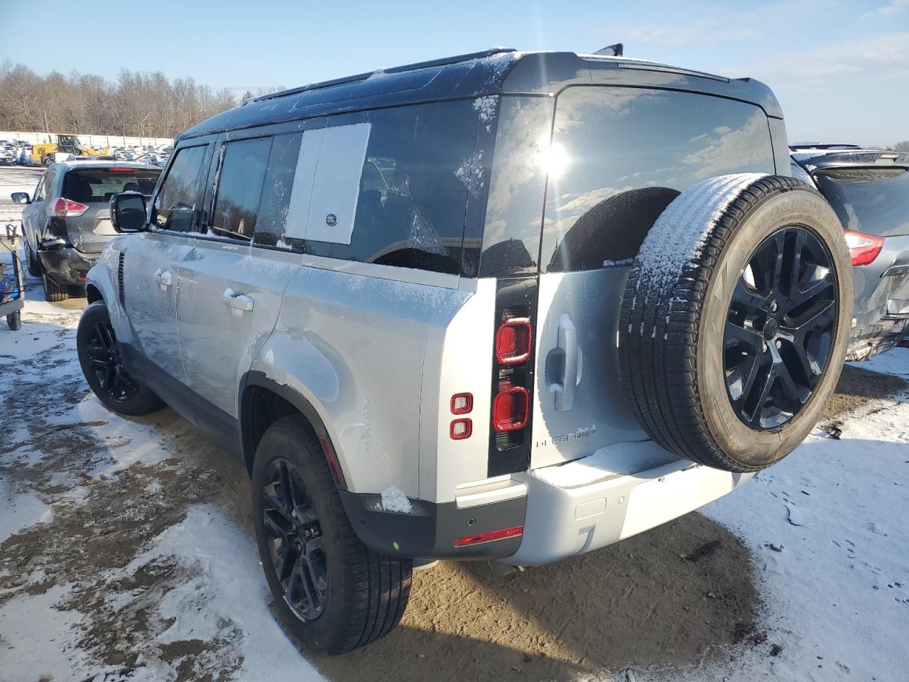 2024 LAND ROVER DEFENDER 110 S VIN:SALEJEEX3R2276169