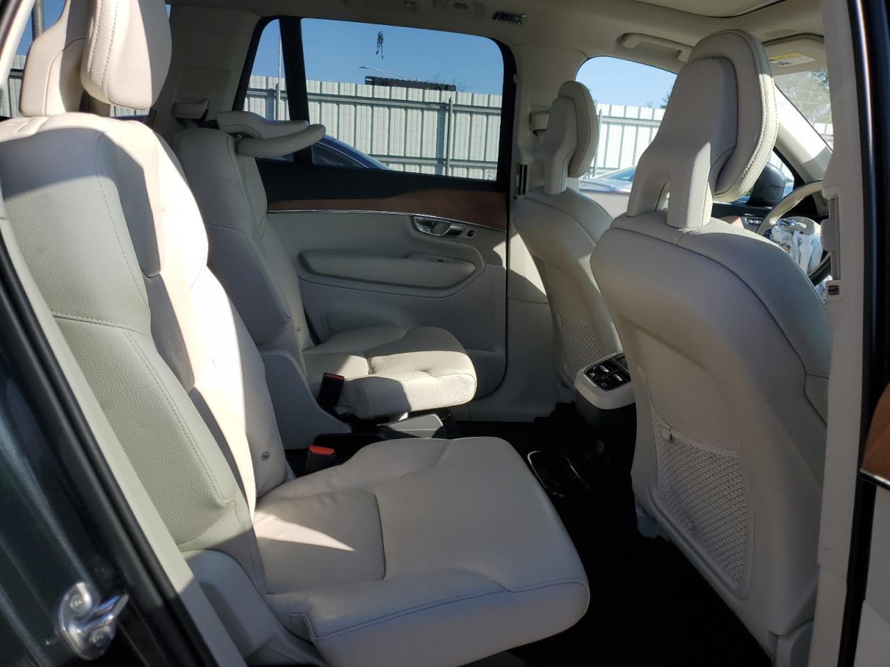 2022 VOLVO XC90 T6 MOMENTUM VIN:YV4A221K4N1817836