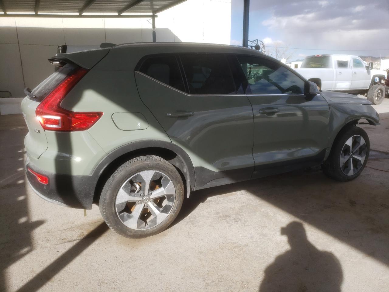 2023 VOLVO XC40 PLUS VIN:YV4L12UN4P2970635