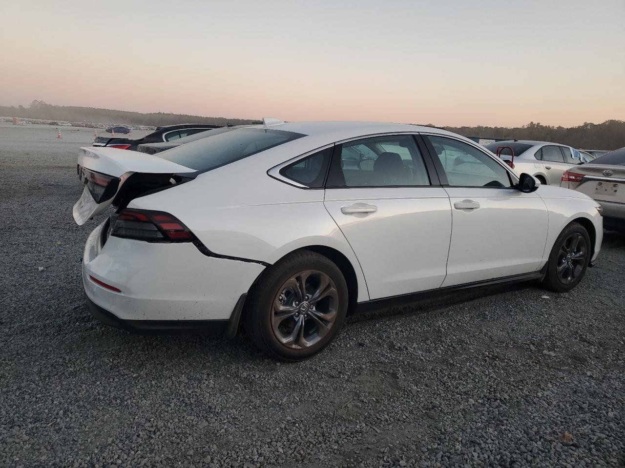2024 HONDA ACCORD EX VIN:1HGCY1F3XRA078534