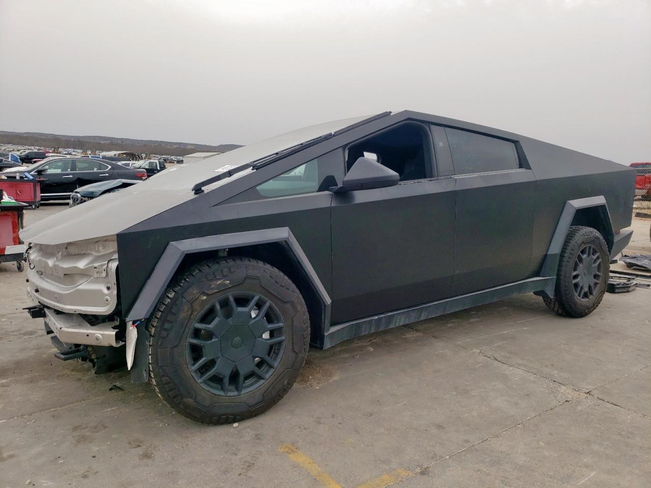 2024 TESLA CYBERTRUCK  VIN:7G2CEHED3RA021099