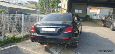 2018 Mercedes-Benz E 300 WDDZF4JBXJA299382 VIN:WDDZF4JBXJA299382