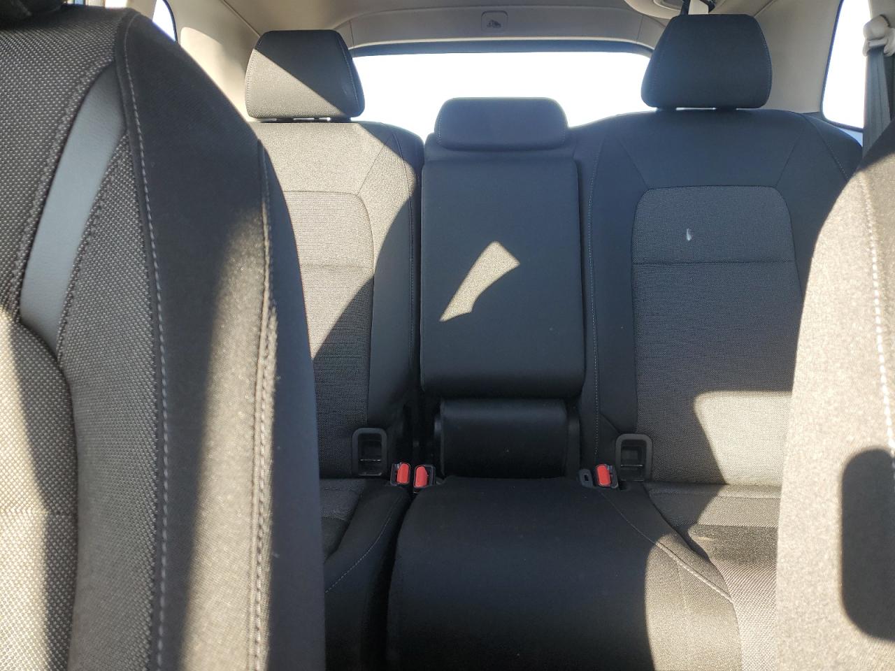 2024 HONDA CR-V LX VIN:2HKRS3H22RH315505