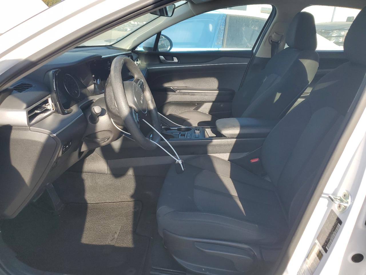 2022 KIA K5 LXS VIN:5XXG14J25NG141395