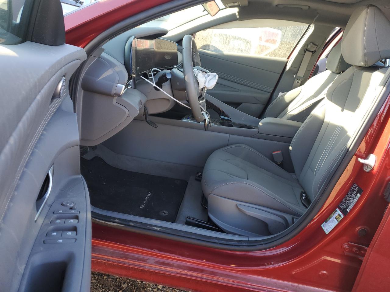 2024 HYUNDAI ELANTRA SEL VIN:KMHLS4DG8RU679586