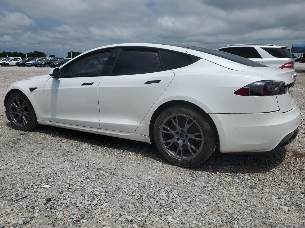 2022 TESLA MODEL S  VIN:5YJSA1E55NF469657