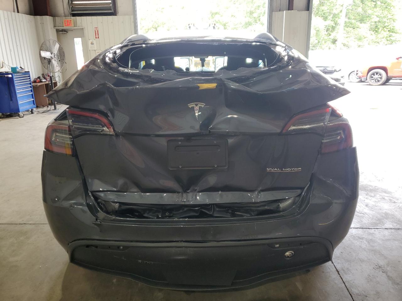 2023 TESLA MODEL Y  VIN:7SAYGDEF4PF881366