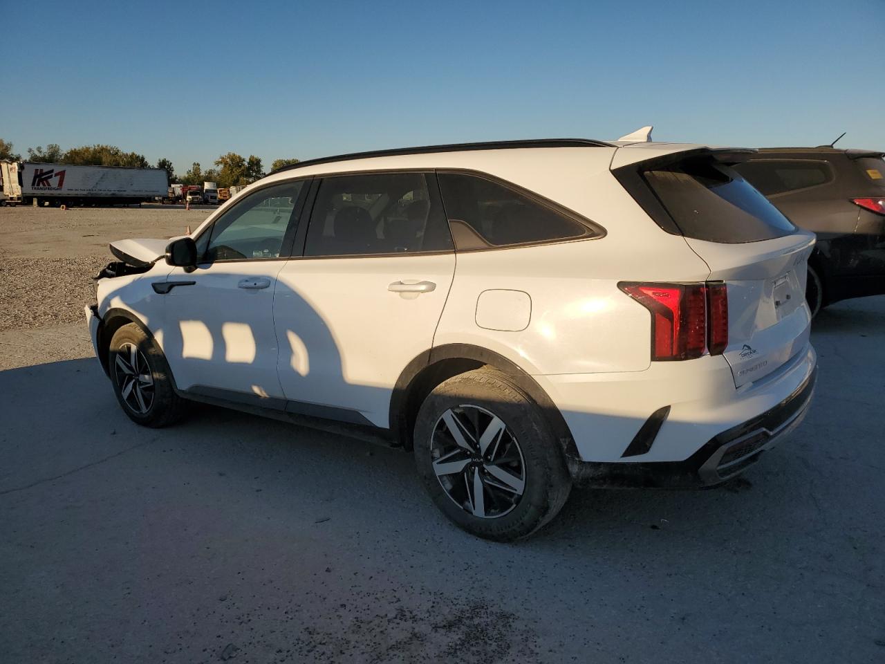 2023 KIA SORENTO S VIN:5XYRL4LC9PG203212