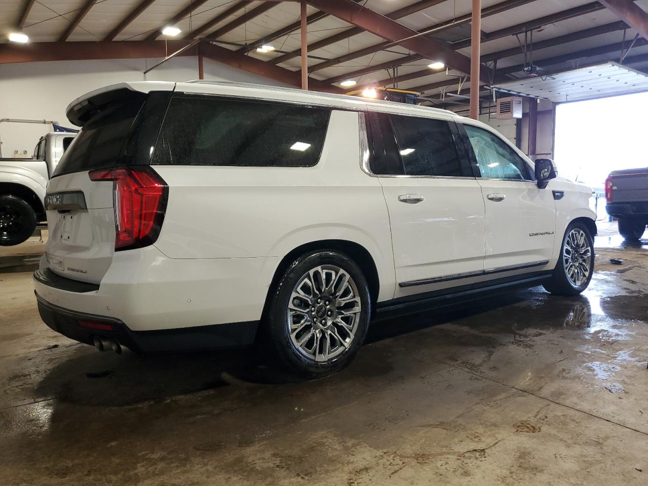 2023 GMC YUKON XL DENALI ULTIMATE VIN:WP0AA2A8XNS255297