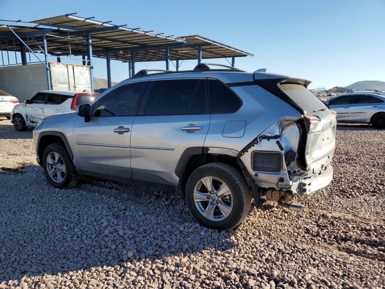 2022 TOYOTA RAV4 XLE VIN:2T3P1RFV3NC320632