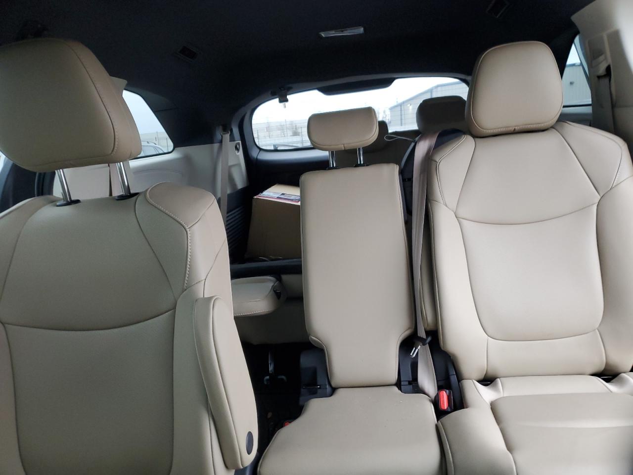 2022 TOYOTA SIENNA XLE VIN:5TDYRKEC6NS104357
