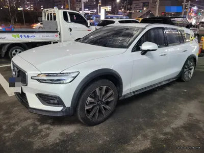 2021 Volvo V60 VIN: