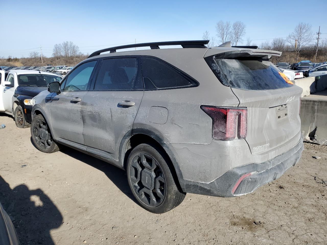 2024 KIA SORENTO SX VIN:5XYRKDJFXRG292436