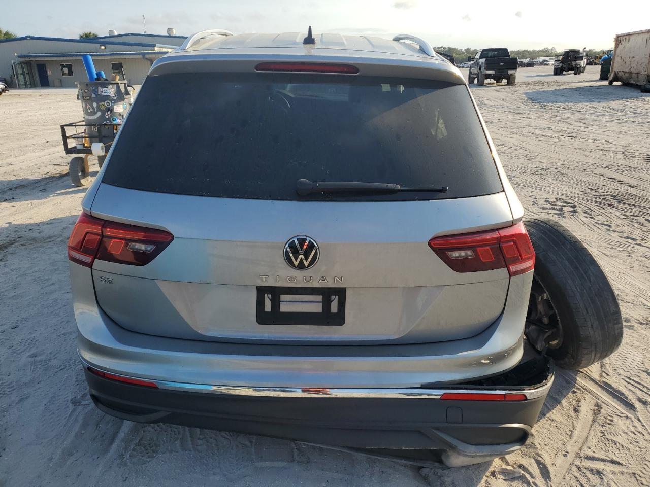 2022 VOLKSWAGEN TIGUAN SE VIN:3VV3B7AX5NM021041
