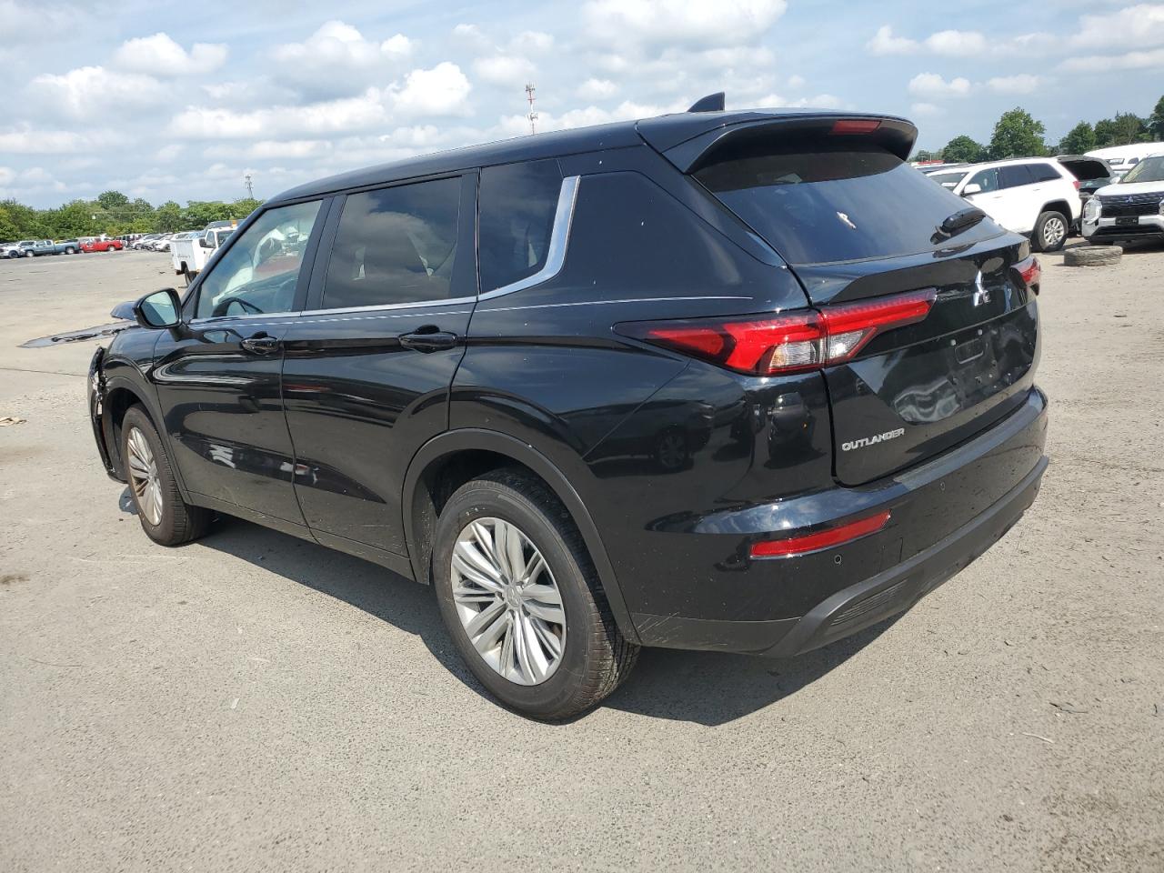 2024 MITSUBISHI OUTLANDER ES VIN:JA4J3UA8XRZ041777