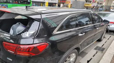 2018 Kia Sorento KNAPS81ABJA451251 VIN:KNAPS81ABJA451251