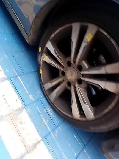 2015 Mercedes-Benz E 220 VIN: