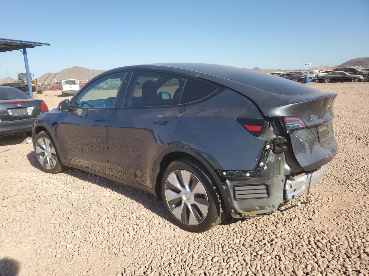 2023 TESLA MODEL Y  VIN:7SAYGDED6PF971696