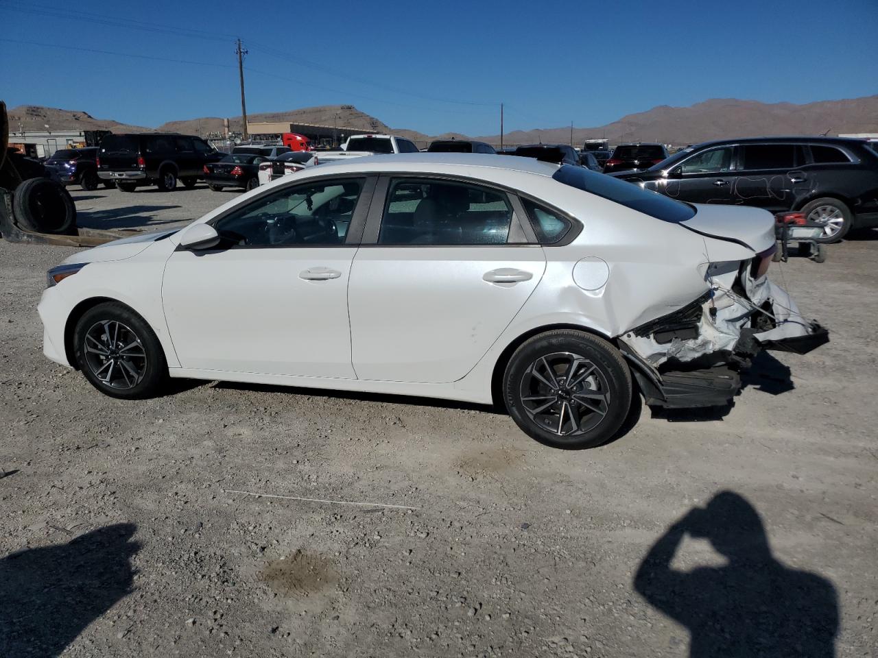 2023 KIA FORTE LX VIN:3KPF24AD8PE537374