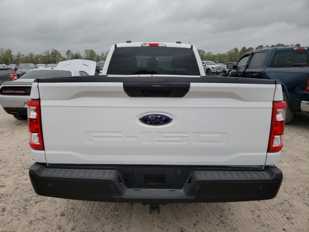 2023 FORD F150  VIN:1FTMF1C56PKD00220