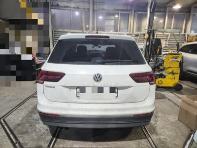 2019 Volkswagen Tiguan VIN: