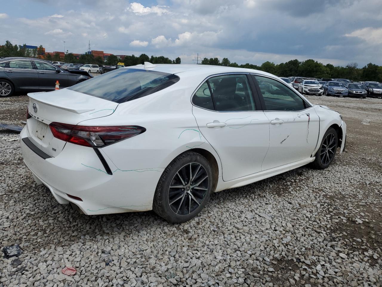 2022 TOYOTA CAMRY SE VIN:4T1G11AK5NU633610