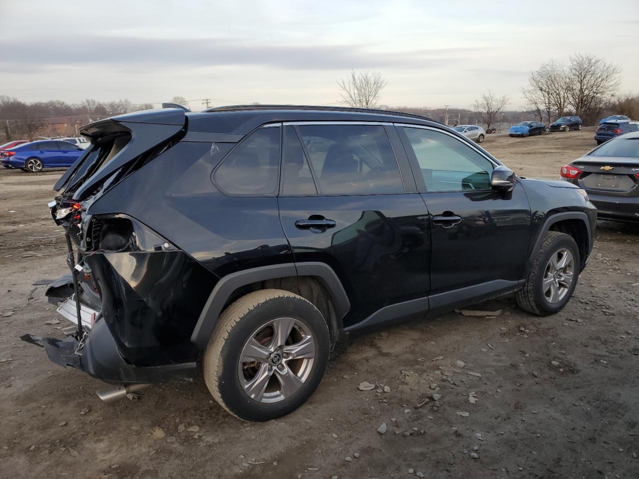 2022 TOYOTA RAV4 XLE VIN:2T3P1RFV4NC321515